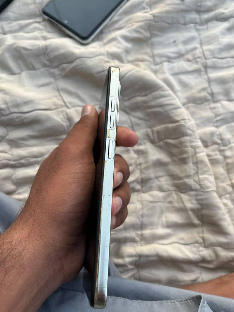 Tecno Spark 20 3