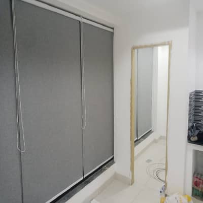 Window Blinds | Roller Blinds | Wooden Floor | Vinyl Floor | Wallpaper