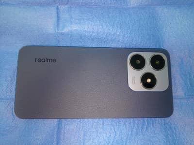Realme C63