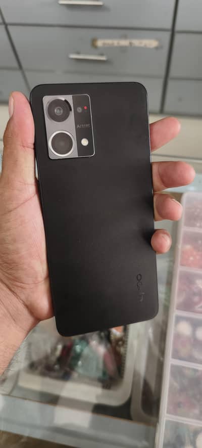 OPPO F21 Pro