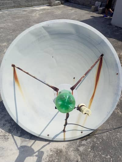 Dish antenna for sale .