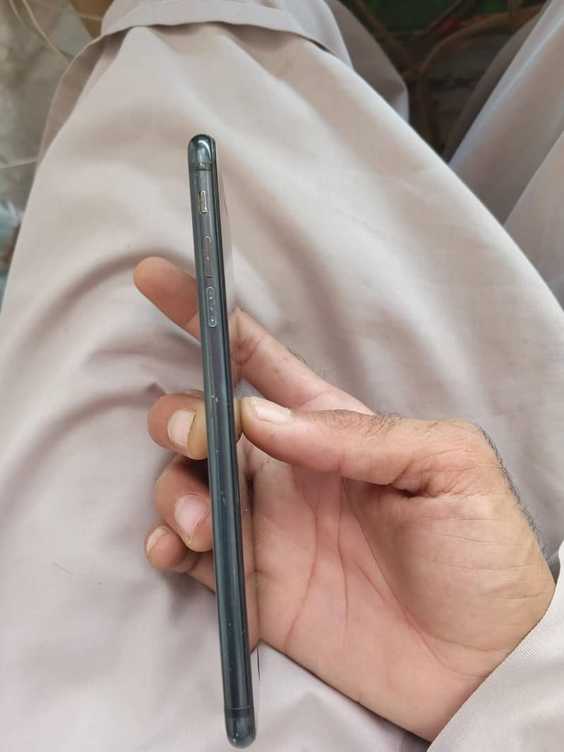 Apple iPhone 7 Plus 2