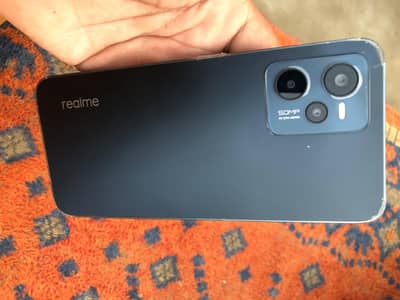 Realme C35