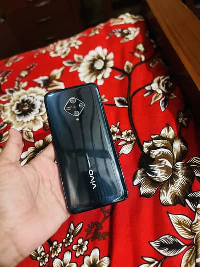 Vivo Y51 4+2/128 10/10 Condition Saf set he Exchange possible