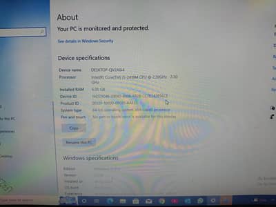 laptop is not damaged from anywhere looks like new
