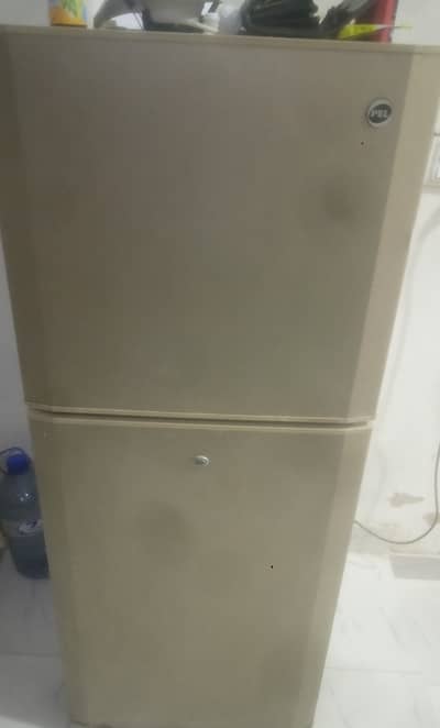 Pel fridge medium size