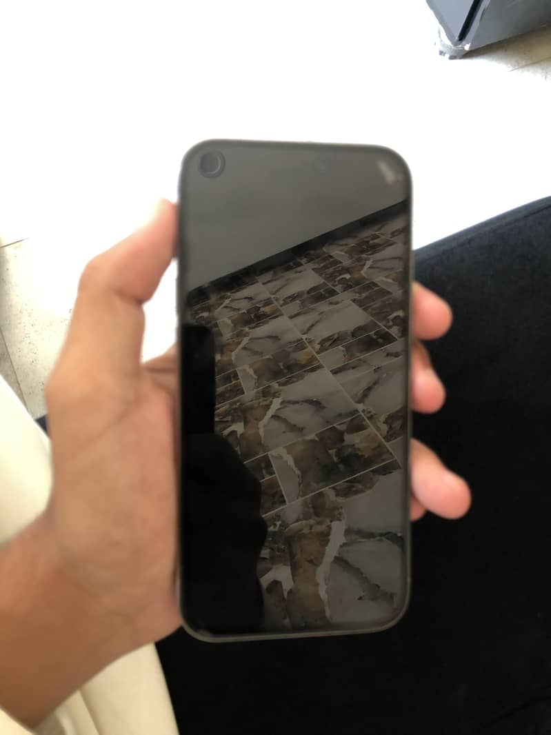 Apple iPhone 15 Pro 4