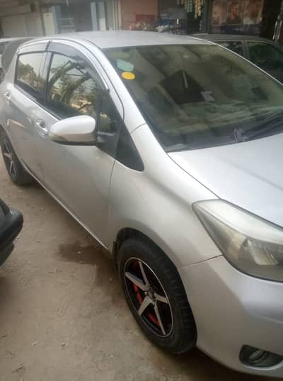 Toyota Vitz 2014