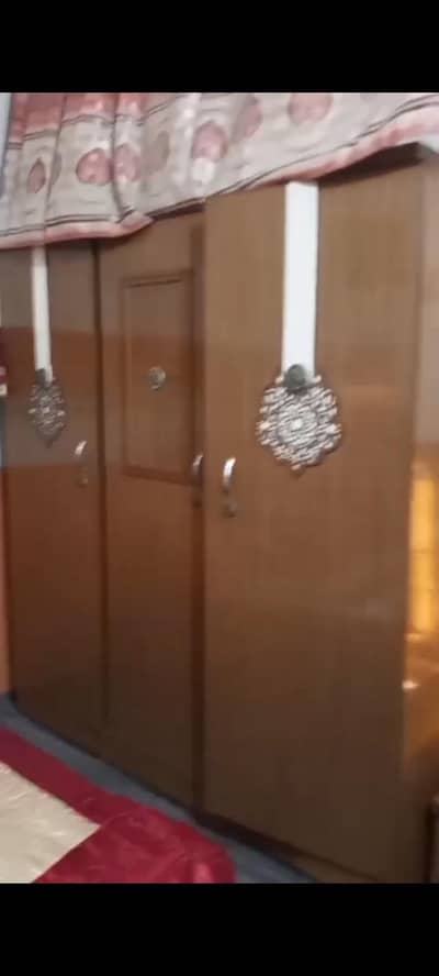 Room Set For Married In Used