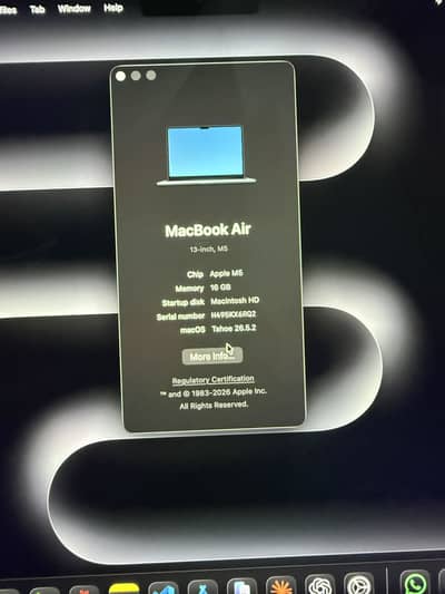 MacBook M5 2026 — 16GB / 512GB — Mint Condition