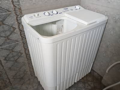haier small washing machine model hwm75-AS
