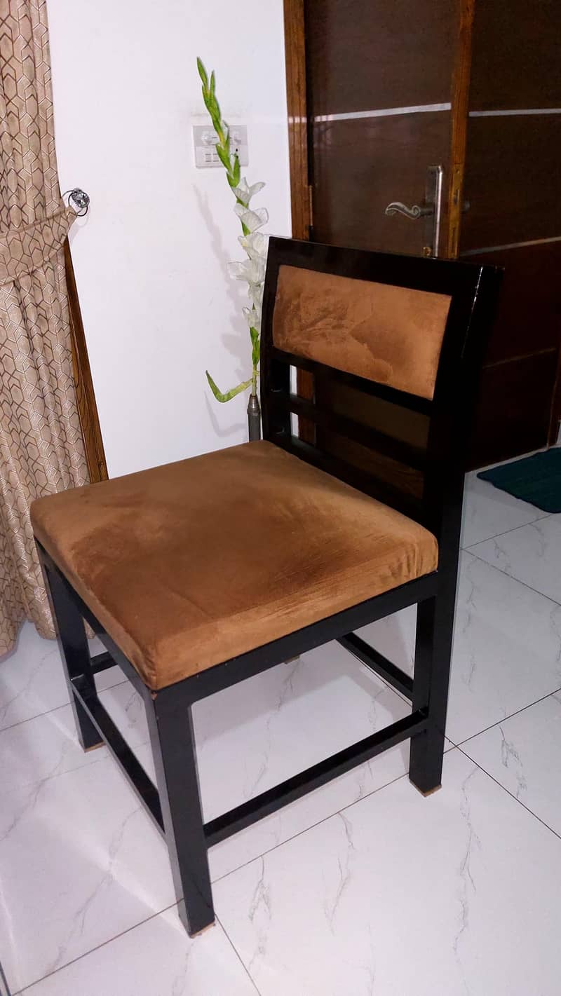 IRON DINING TABLE 1