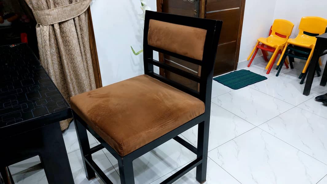 IRON DINING TABLE 3