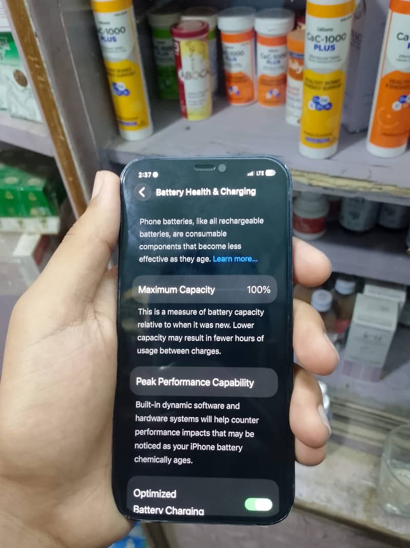 Apple iPhone 12 3