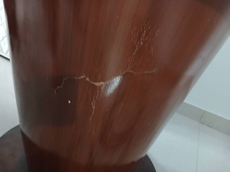 Dining Table 0