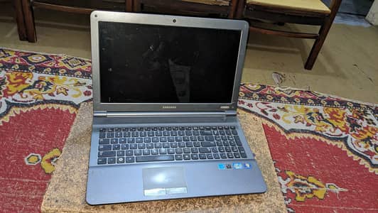 Samsung Laptop Core i7  6 Generation 512 Gb Memory 8 Gp Rom
