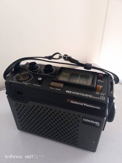 1975 panasonic Cougher AM/FM Radio