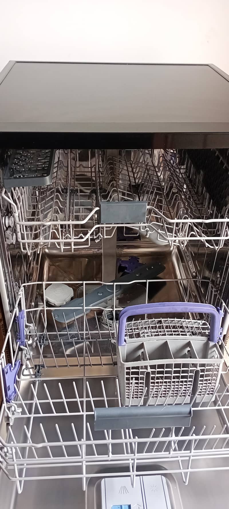Dishwasher 4