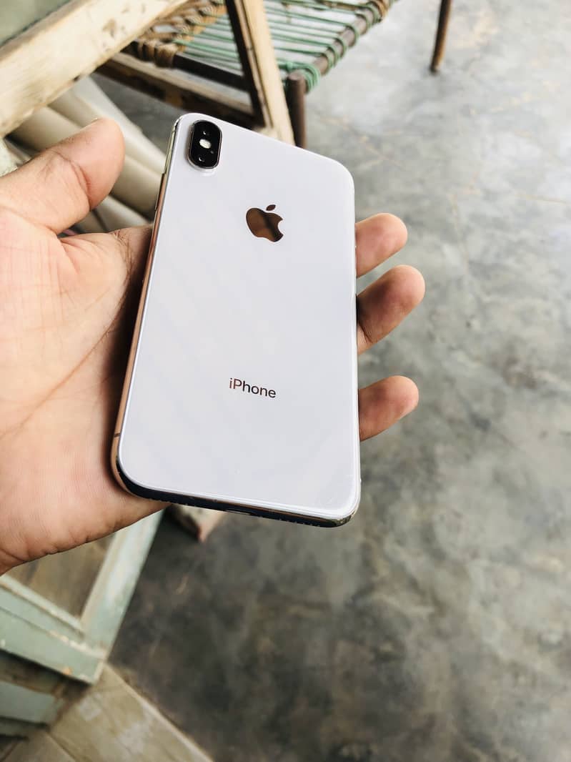 Apple iPhone X 0
