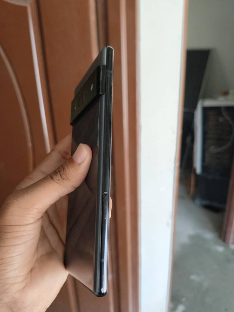 Google Pixel 6 Pro 2
