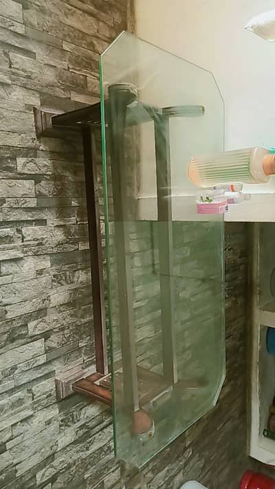 Table with side tables