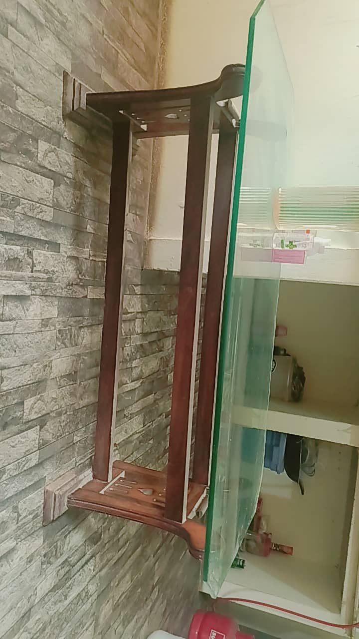 Table with side tables 2
