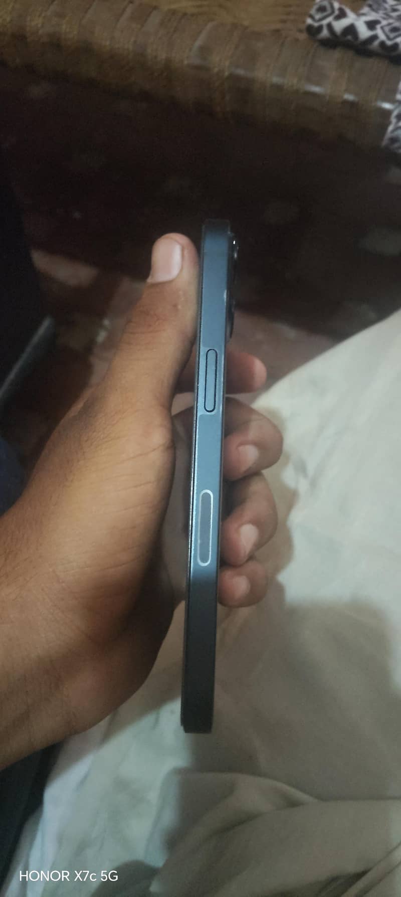 Apple iPhone 13 3