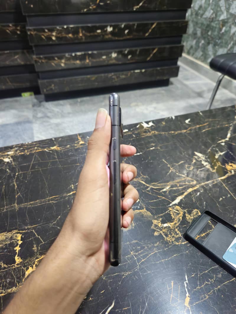 Google Pixel 7a 4