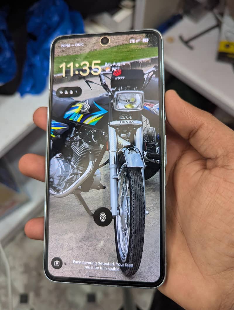 Google Pixel 8 Pro 3
