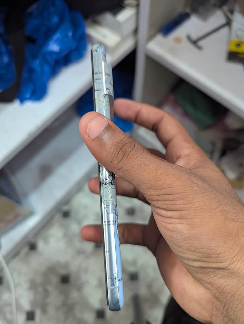 Google Pixel 8 Pro 4