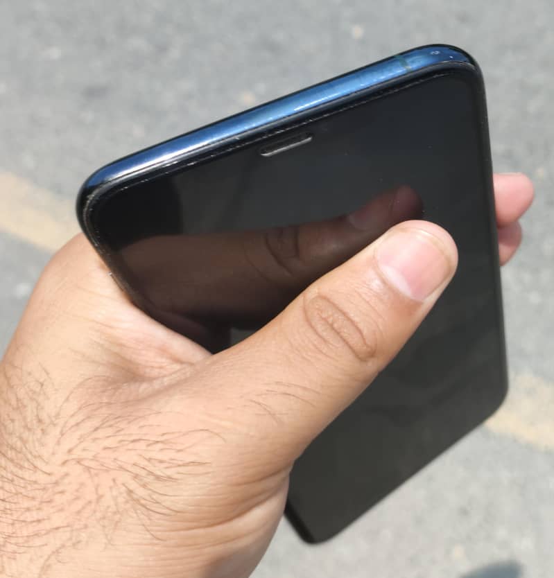 Apple iPhone 11 Pro Max 1