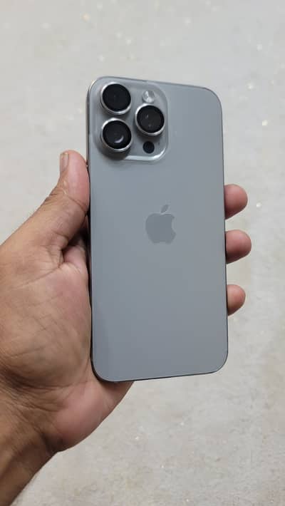 Apple iPhone 15 Pro Max jv 256 BH. 94 with box 03110154058