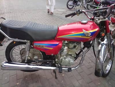 honda 125 2004 model
