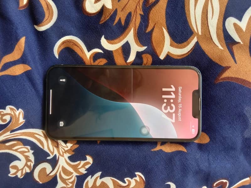 Apple iPhone 13 1