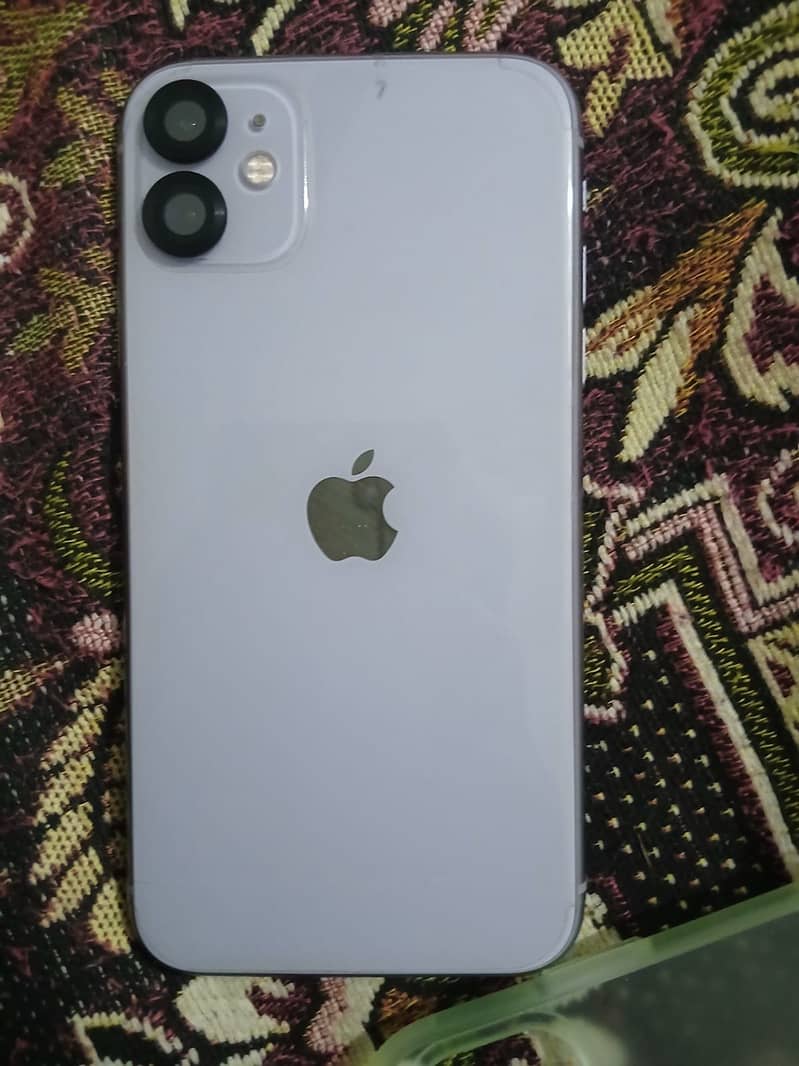 Apple iPhone 11 4