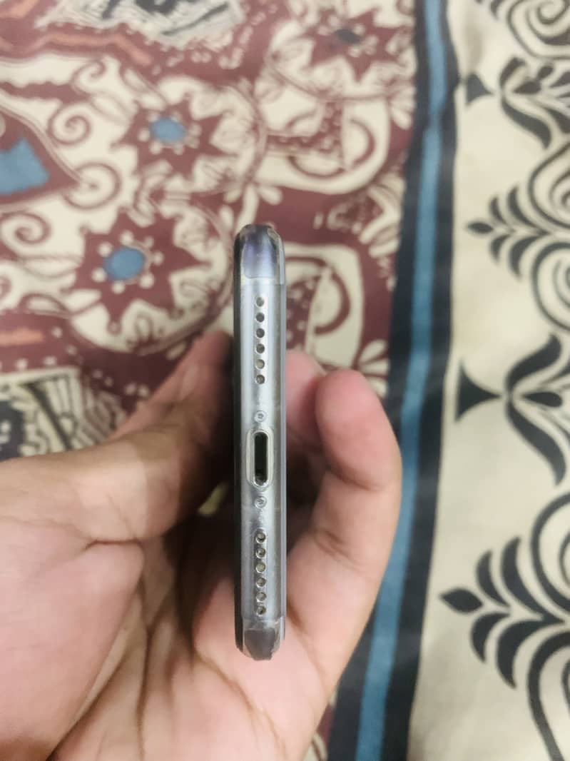 Apple iPhone X 1