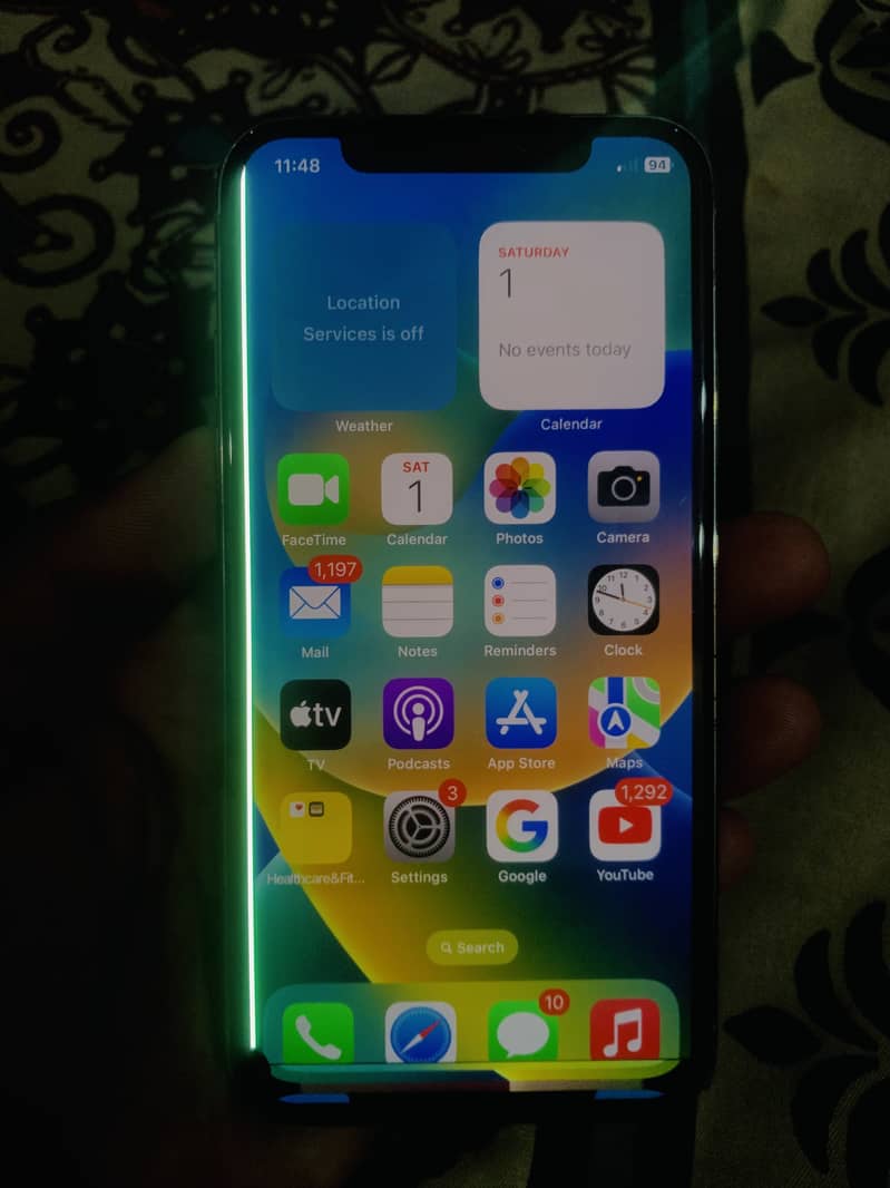 Apple iPhone X 4