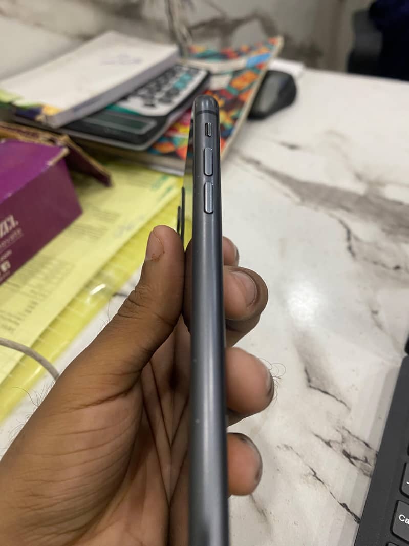 iphone 11 3