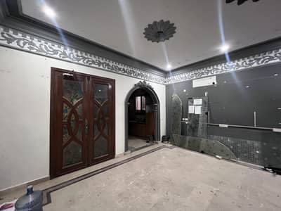 Commercial House Available For Rent