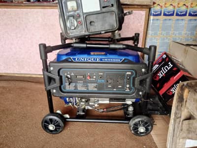4500 w generator brand new condition gass + patrol working salf start
