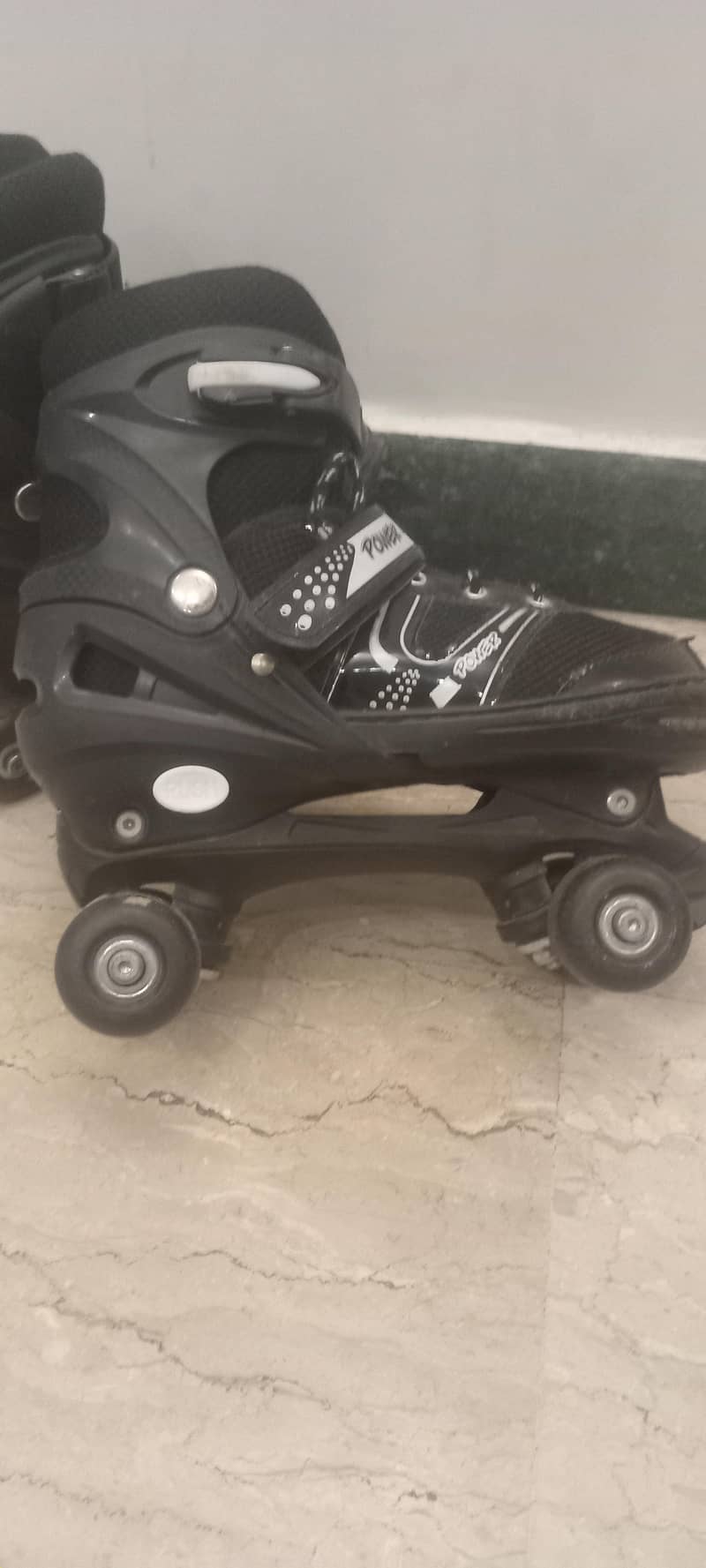 skates 0