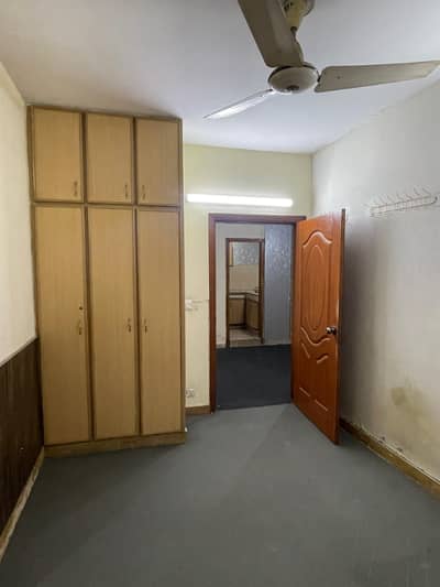 One bed unfurnished apartment available for rent in Islamabad markez