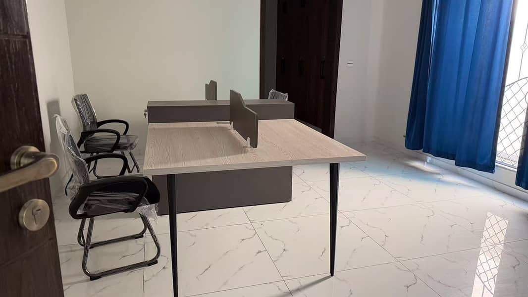 Office chairs/Office table/Draws/Tables/Racks/Sofas/Computer Tables 4