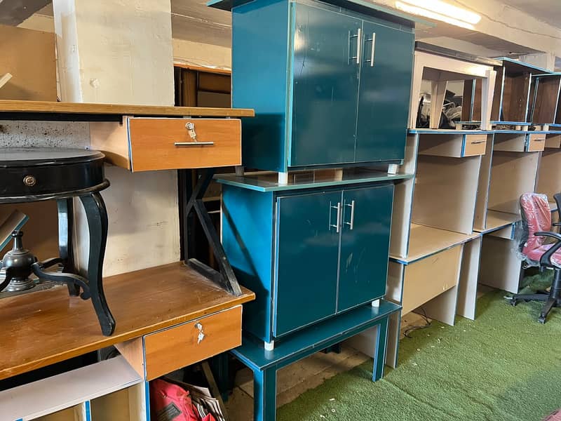 Office chairs/Office table/Draws/Tables/Racks/Sofas/Computer Tables 5
