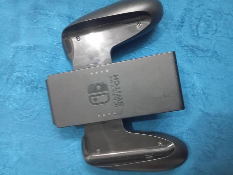 Nintendo Switch Controller and Accessories 3