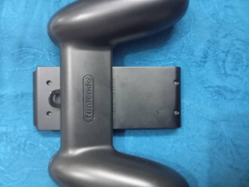 Nintendo Switch Controller and Accessories 4