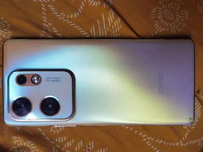 INFINIX ZERO 30