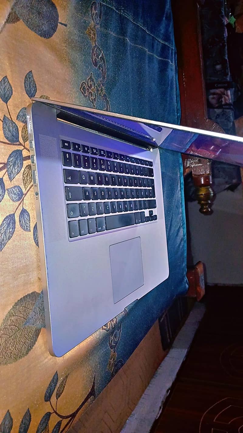 MacBook Pro 4
