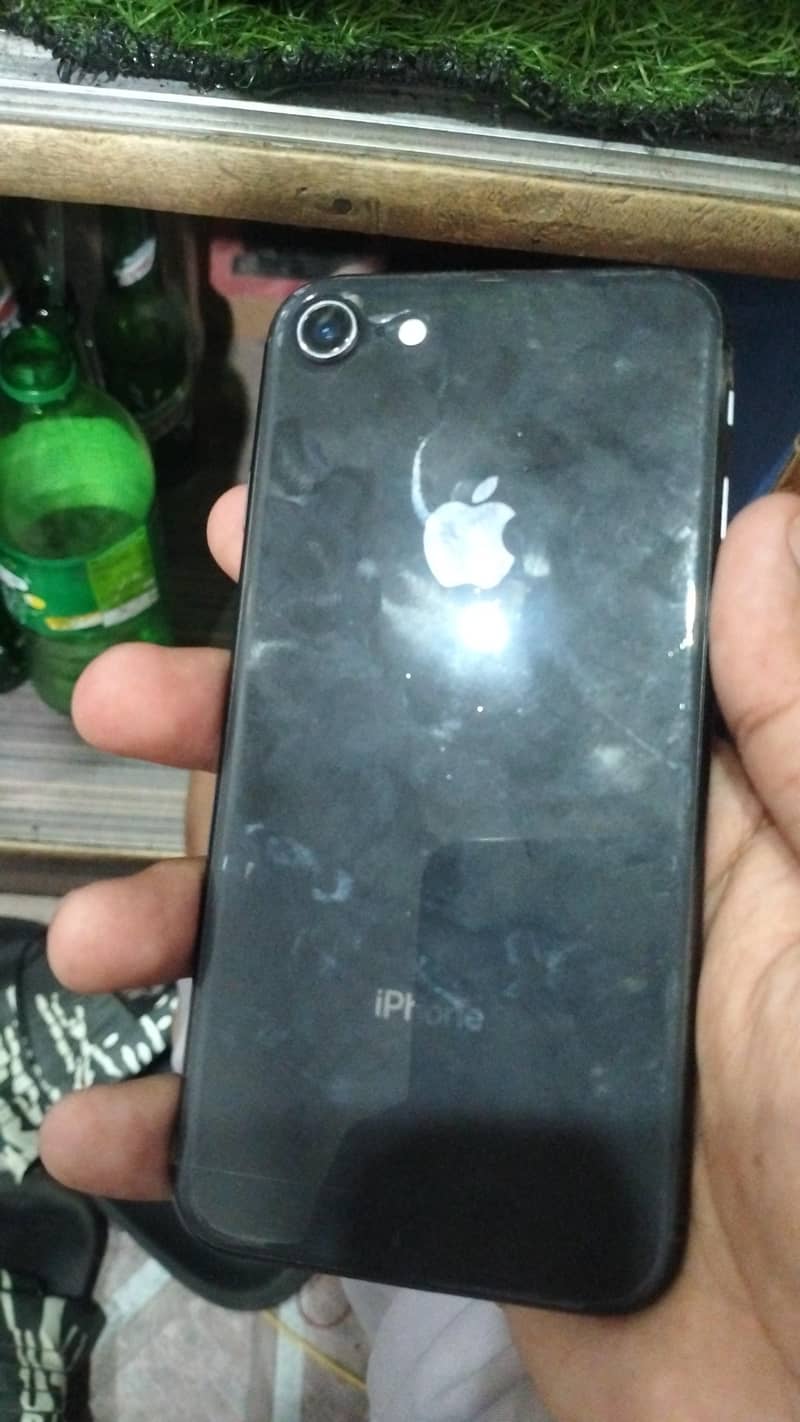 Apple iPhone 8 2