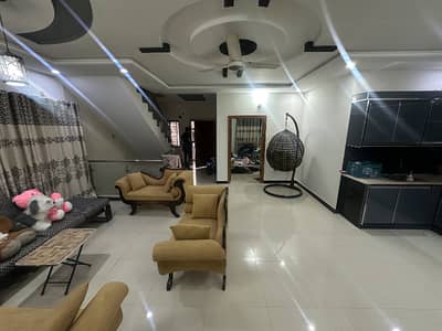 Sale - 10 Marla house in Bahria town phase 5